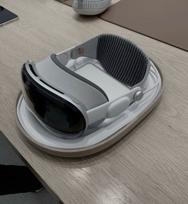 Samsung Galaxy XR Headset
